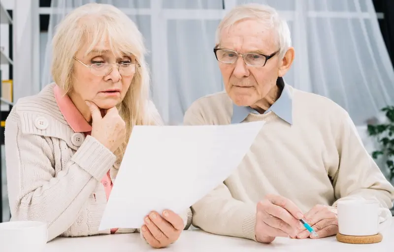 aide administrative pour seniors à domicile, simplification du quotidien à Marseille
